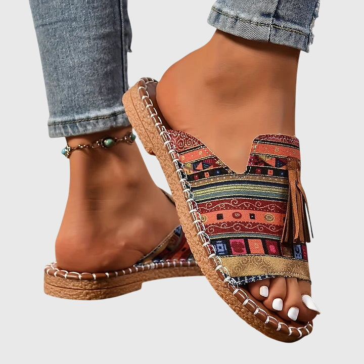 Stylish Lorraine women's sandals with adjustable straps & orthopedic arch support for summer comfort.