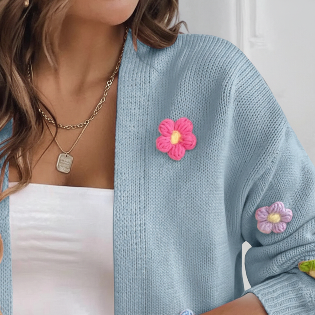 Luftiges Damenweste Silvia, elegant floral appliqué vest for women, front view