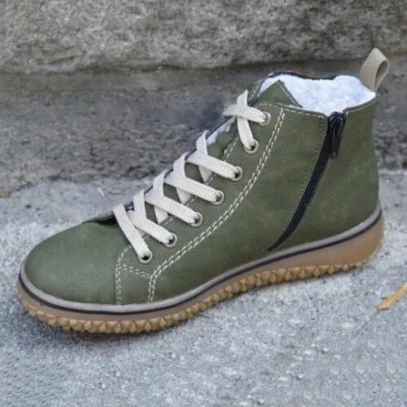 Experience ultimate comfort in Luna women's ankle boots. With arch support, non-slip & flexible soles for stylish walking.