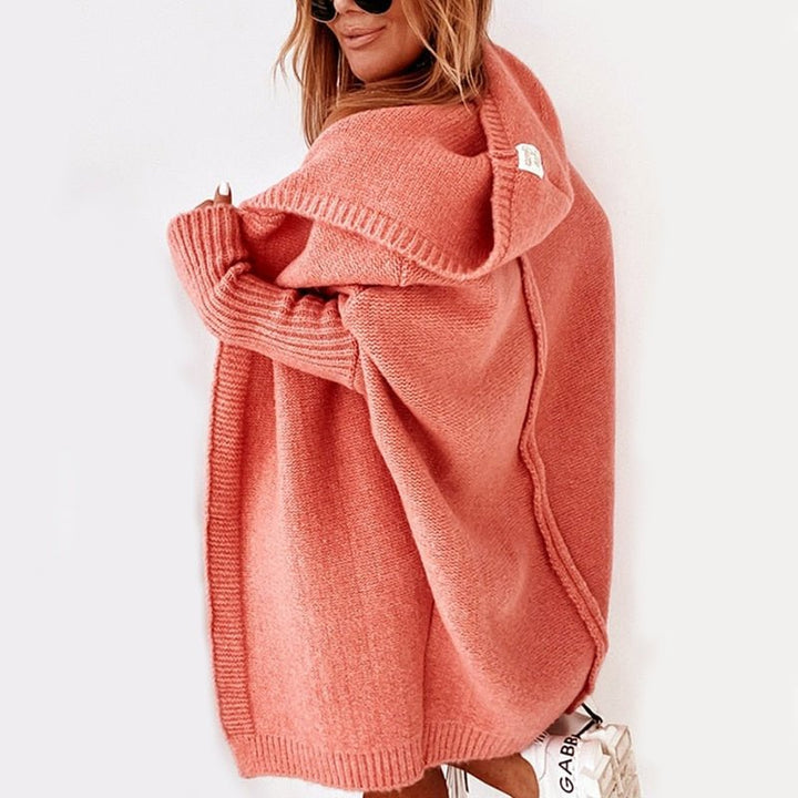 Cozy women's hooded cardigan, an oversized Luna style with batwing sleeves for autumn.