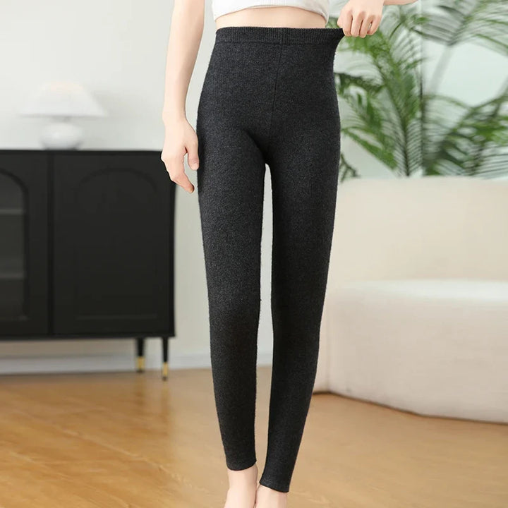 Premium Women's Luxe Comfort Leggings, soft & body-hugging, perfect for versatile everyday casual chic.