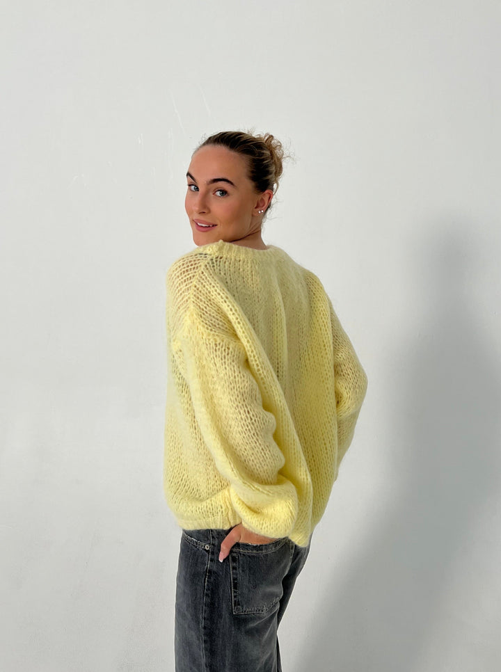 Lunovia women's luxe comfort sweater, long sleeve, relaxed fit, chic autumn wear.