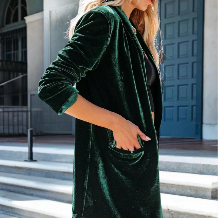 Long sleeve women's velvet jacket, comfortable & elegant for any occasion.