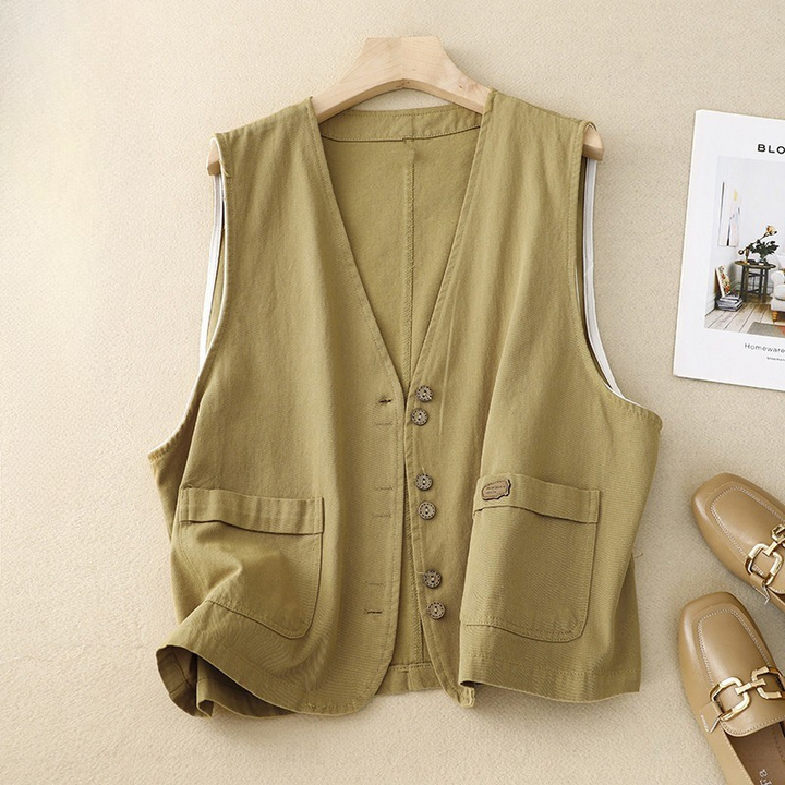Comfortable women's Margo cotton-linen layering vest. Natural, breathable fabric for versatile casual outfits.