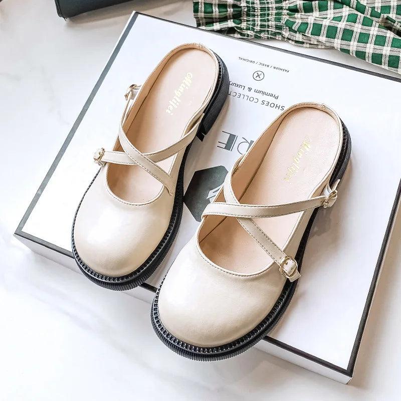 Comfortable women's Mary Jane pumps with stylish buckle, perfect for everyday wear.