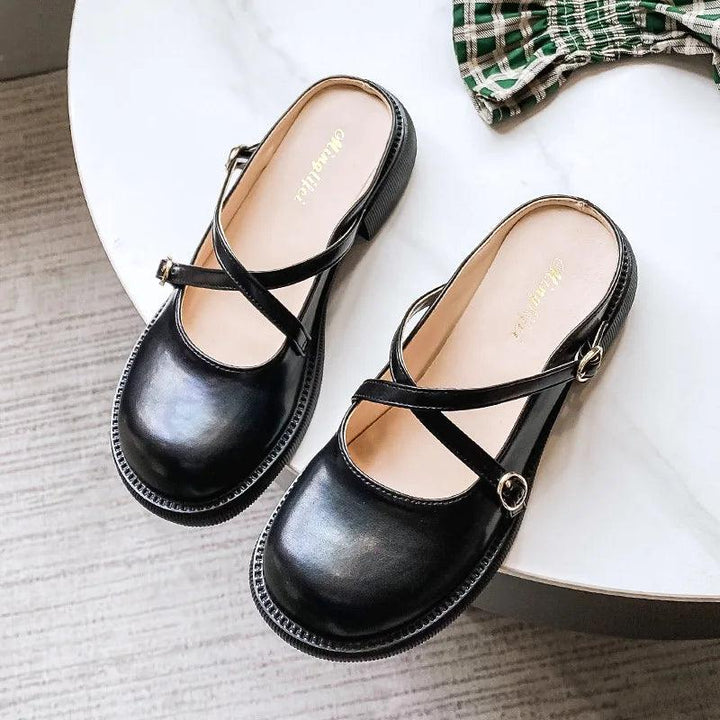 Chic women's Mary Jane pumps, featuring an elegant buckle and classic design.
