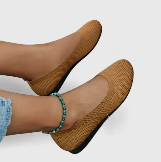 Stylish Mhyraene slip-on orthopedic shoes for women, providing excellent arch support and joint pain relief.