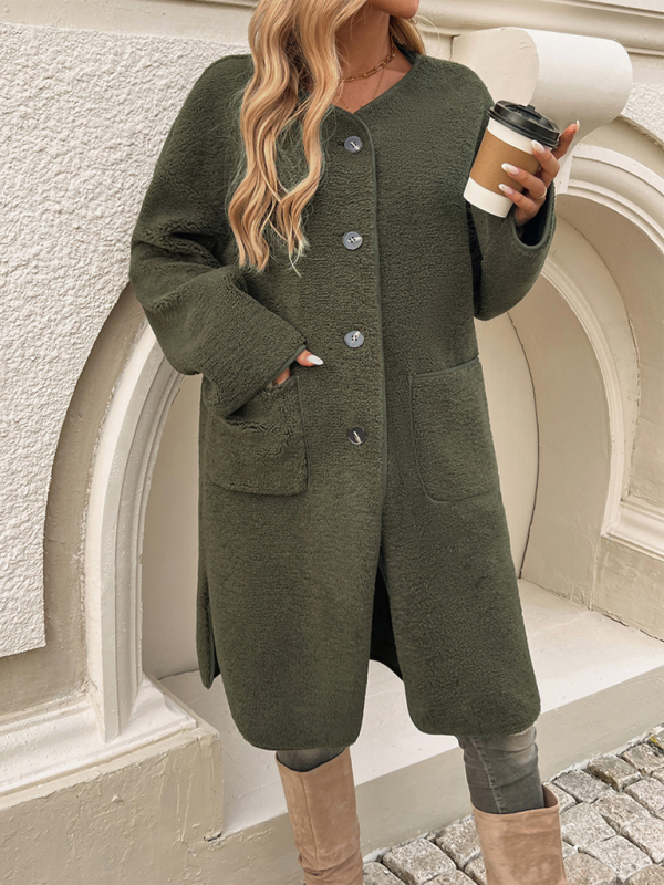 Soft plush fleece jacket for women, designed for comfort and warmth
