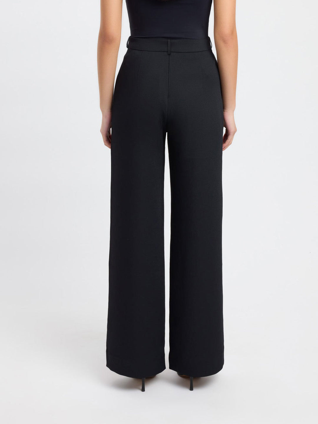 Women's Mila solid color office trousers, perfect workwear pants with a regular fit.