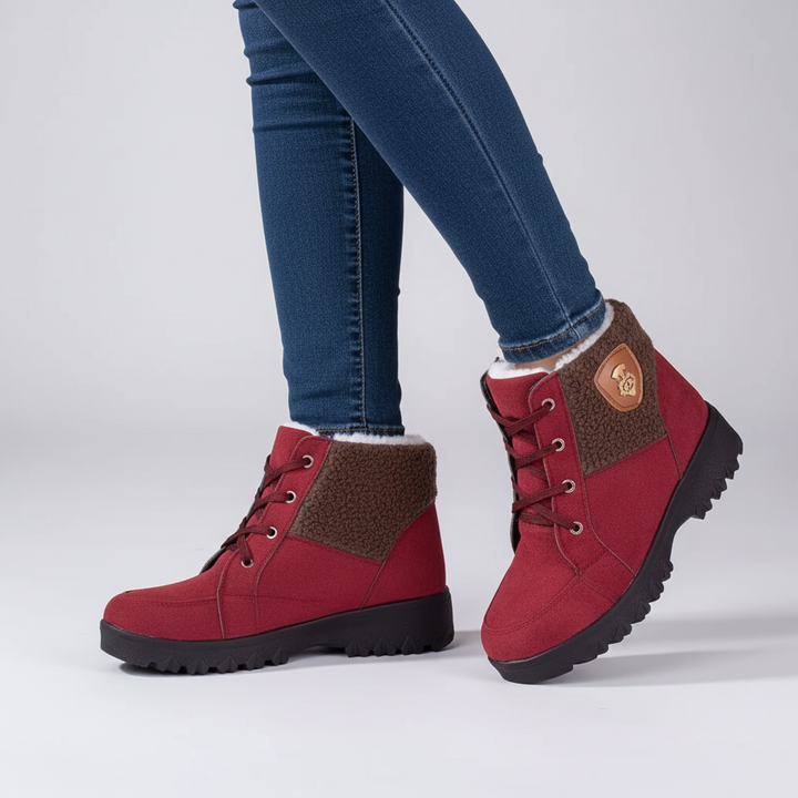 Durable women's winter boots, Mindy style, featuring essential anti-slip soles for snow