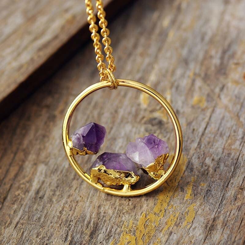 Natural raw amethyst crystal necklace, minimalist women's jewelry featuring a unique gemstone pendant and silver chain.