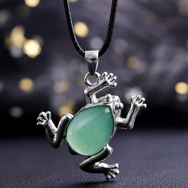 Natural stone frog pendant necklace for women, spiritual crystal jewelry for healing.