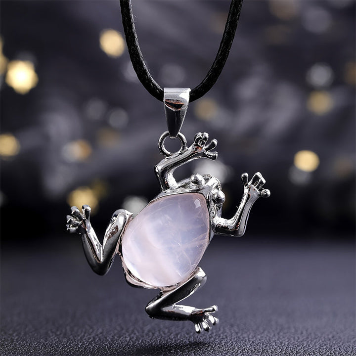 Healing natural crystal frog necklace, unique spiritual jewelry for women's mindfulness.