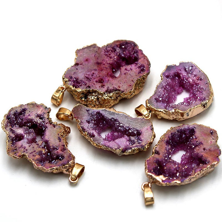 Close-up of 'Gaia' natural geode pendant for women, showcasing raw crystal beauty & intricate details.