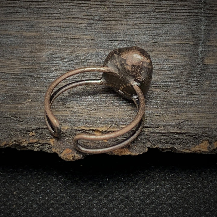 Bohemian women's natural raw birthstone ring, adjustable crystal spiritual piece.