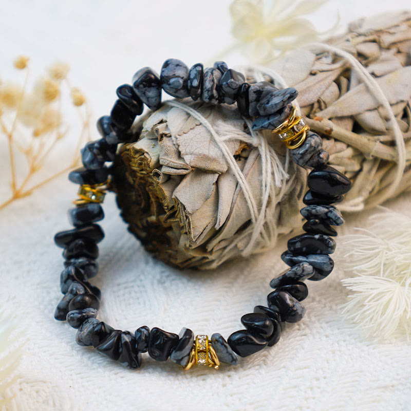 Lapis lazuli natural stone bracelet, adjustable for women's spiritual well-being & wisdom.