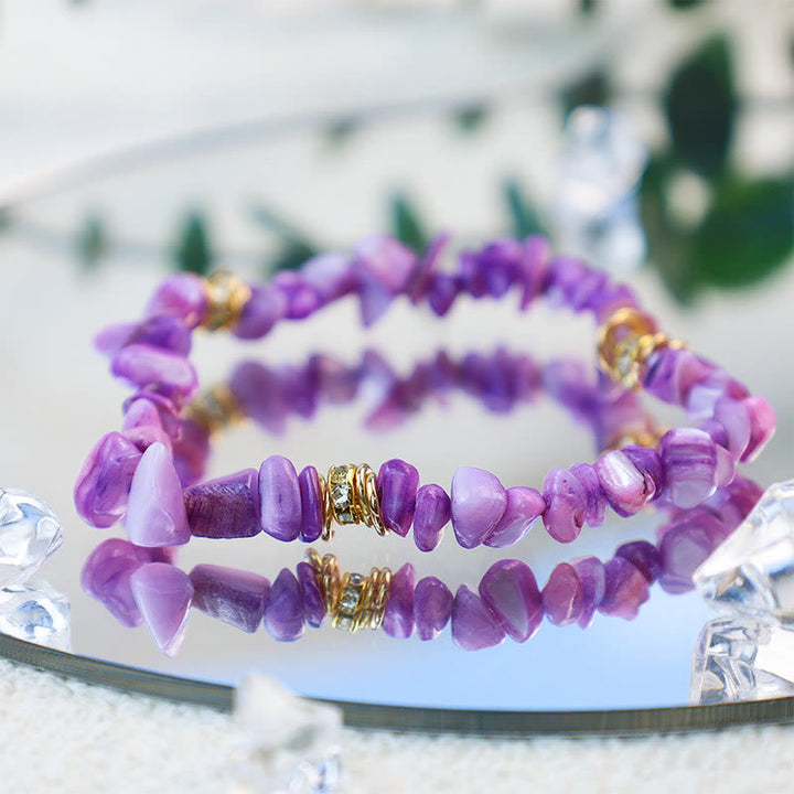 Women's adjustable bracelet with natural stone and crystal beads.