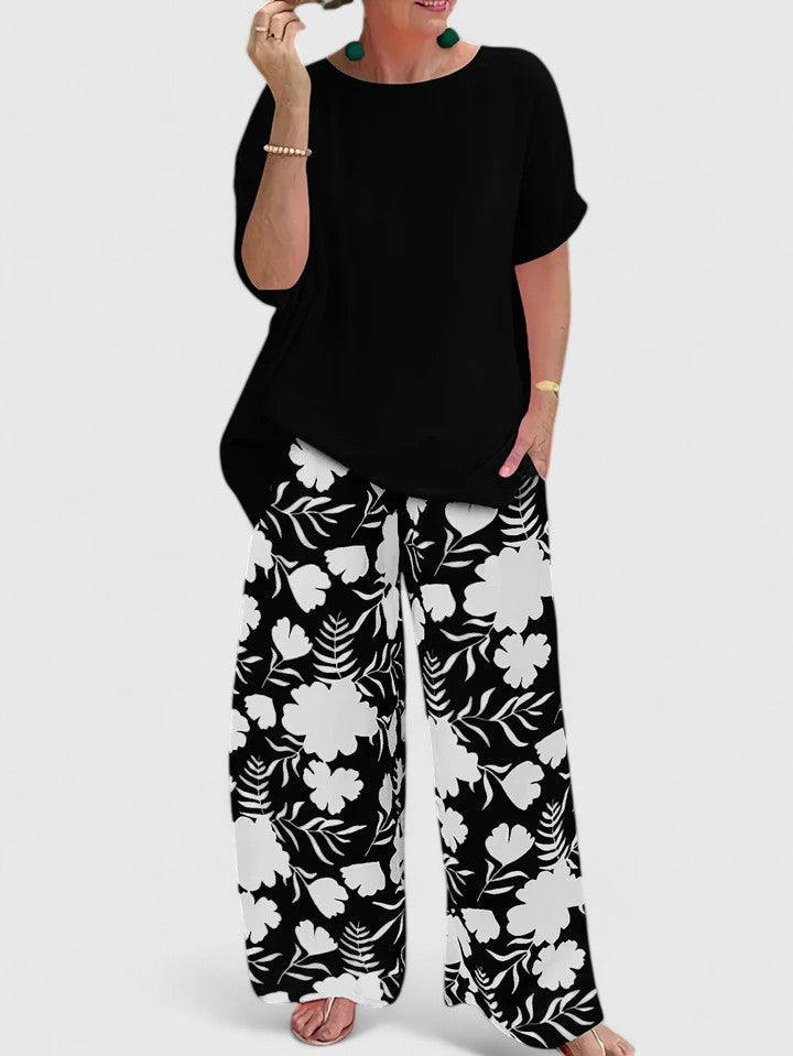 Black comfortable women's pants, everyday style, perfect for casual wear and relaxation.
