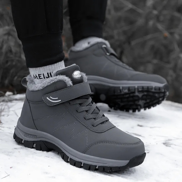 Durable women's Nordic Comfort winter boots, warm and comfortable for all-day cold weather wear.