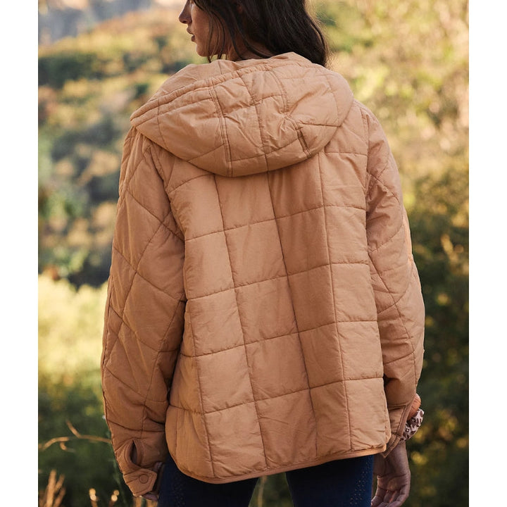Stylish women's hooded Noria pullover puffer, lightweight & packable for casual outerwear.