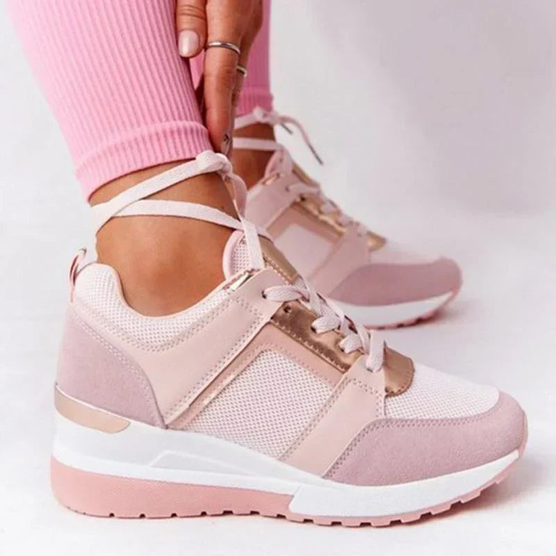 Modern Women's Nova air sneakers, blending lightweight design with ultimate comfort & contemporary style.