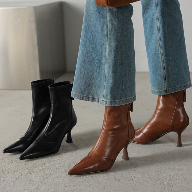 Elegant pointed toe heels on Women's NOVA ankle boots. Chic fashion boots for a polished women's look.
