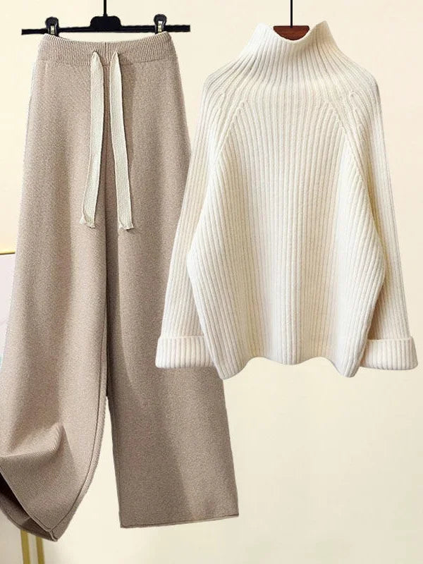 Relaxed fit women's knit lounge set, perfect two-piece outfit with oversized top & wide leg pants for home or casual wear.