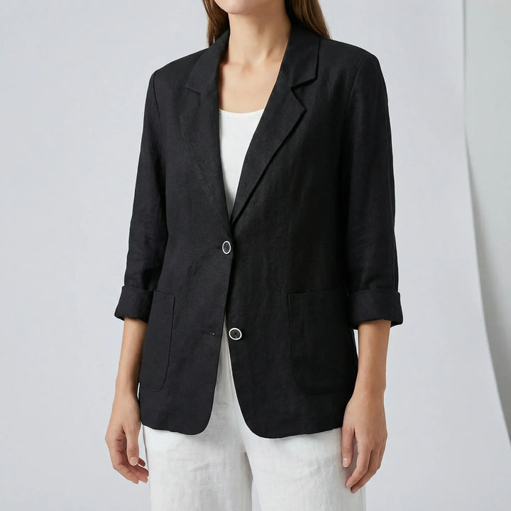 Chic women's relaxed fit blazer, perfect for office wear or a stylish casual look. Lightweight & comfortable.