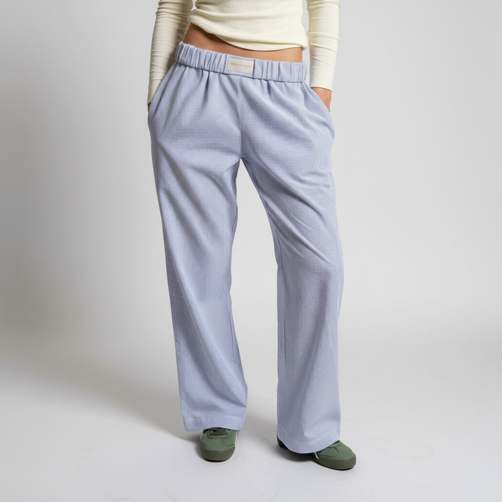 Breathable Elvira women's lounge pants, eco-friendly organic cotton with an elastic waistband.