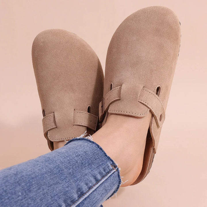 Women's indoor orthopaedic slippers for unparalleled comfort, arch support, & pain relief, perfect for home.