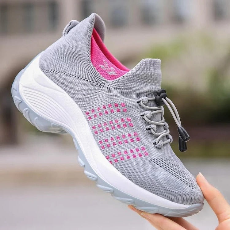 Durable women's orthopaedic sneakers, perfect for all-day wear, ensuring foot comfort, arch support, and pain relief.