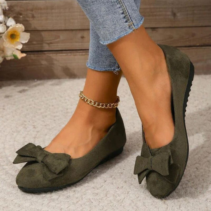 Stylish orthopaedic wide fit ballet flats for women, combining elegance & support.