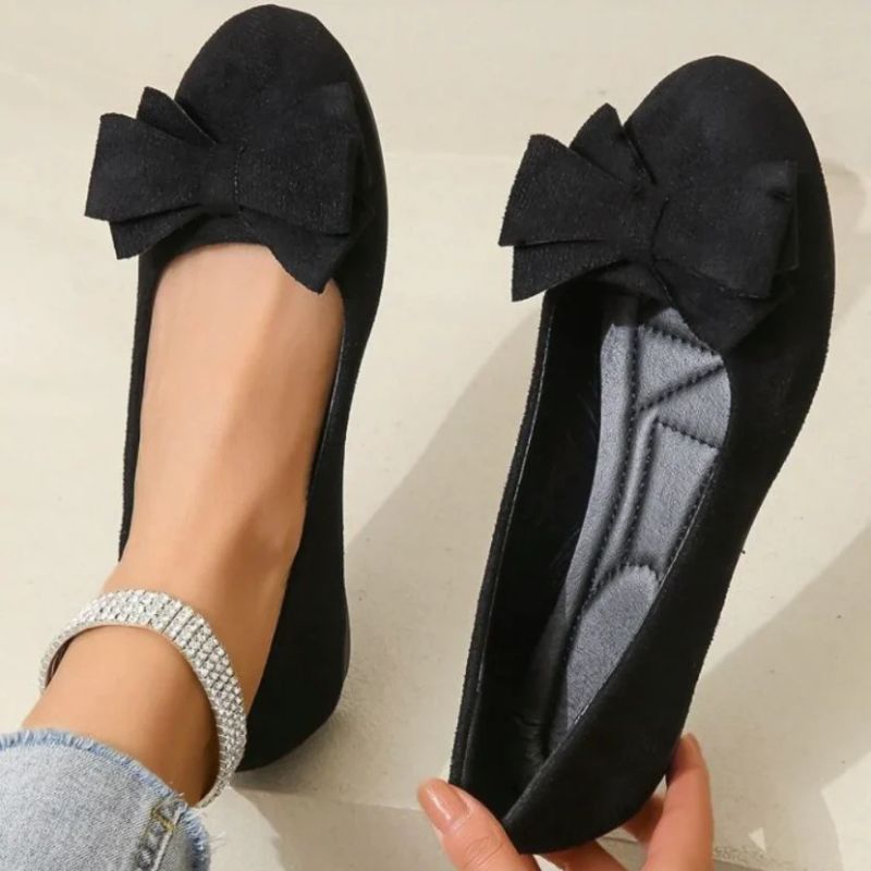 Elegant women's wide fit ballet flats; orthopaedic comfort for sensitive feet.