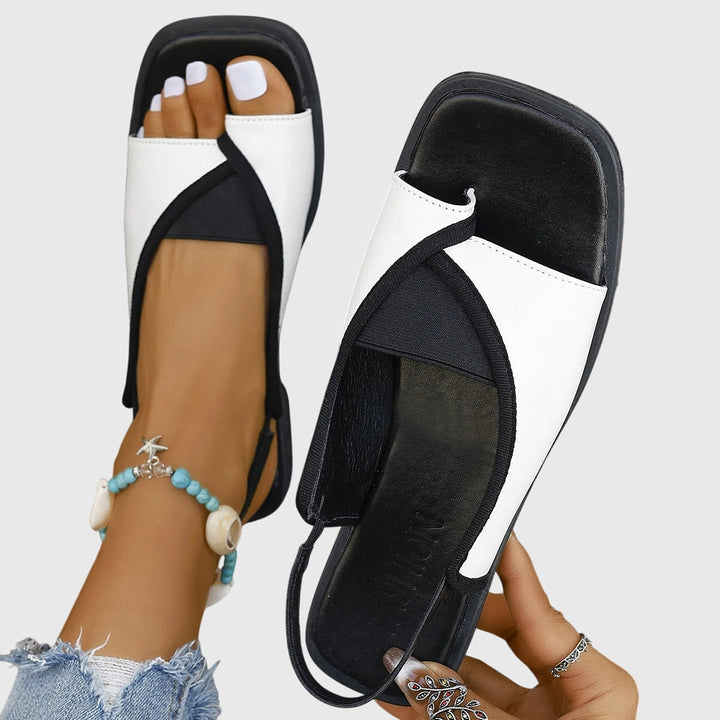 Women's comfortable orthopedic beach sandals with cushioned support, ideal for summer activities and walking.