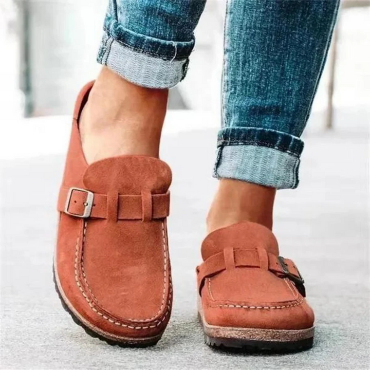 Women's summer orthopedic slipper sandals with adjustable buckles, providing all-day comfort & arch support.