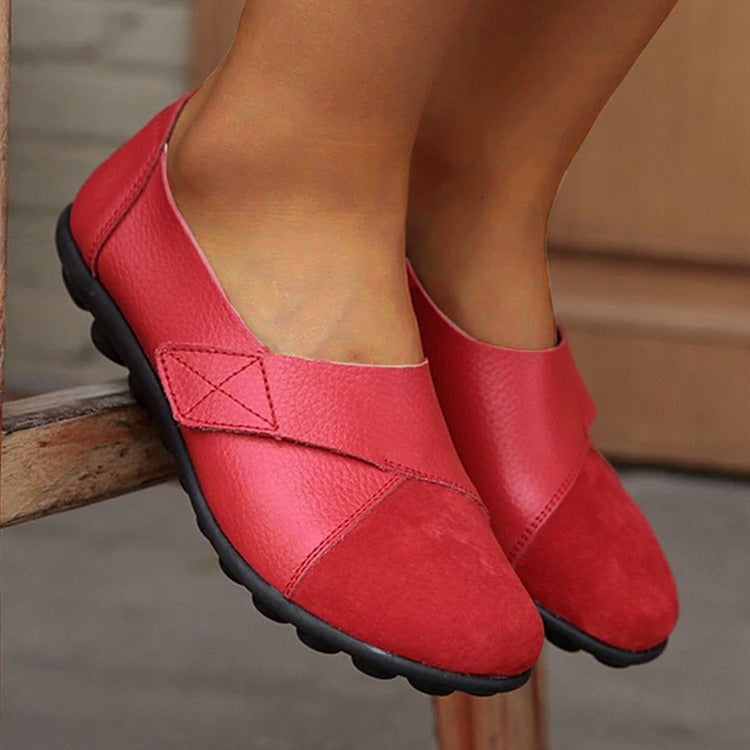 Casual slip-on orthopedic loafers for women, wide toe box, posture correction & arch support.