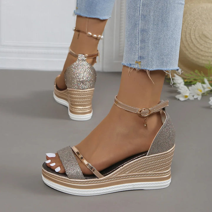 Women's orthopedic comfort sandals, cushioned for daily wear. Supportive summer footwear for active women.