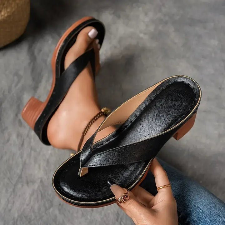 Comfortable orthopedic women's sandals with arch support & chunky heel for casual summer wear.