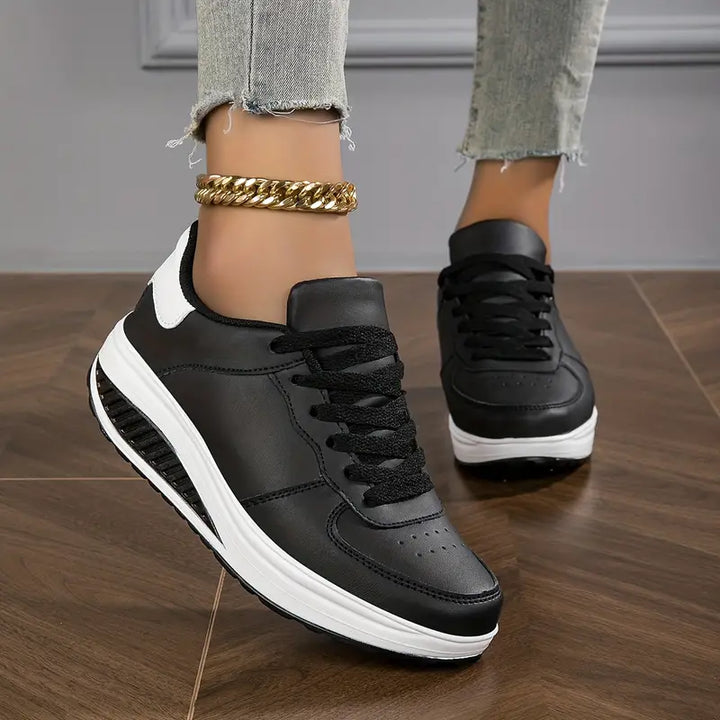 Everyday women's comfort sneakers with orthopedic support, perfect for long walks and fashionable wear.
