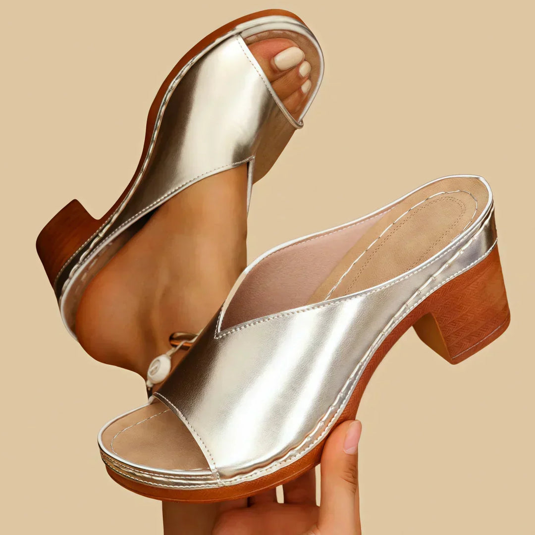 Women's orthopedic flat sandals for ultimate all-day comfort, perfect for supportive daily walking.