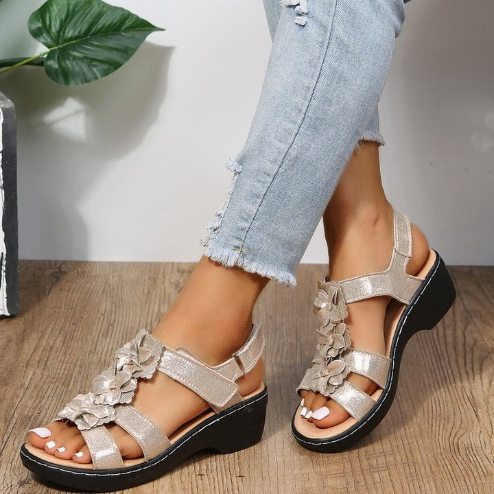 Women's orthopedic gladiator sandals, floral detail, supportive wedge heel, summer comfort, retro fashion
