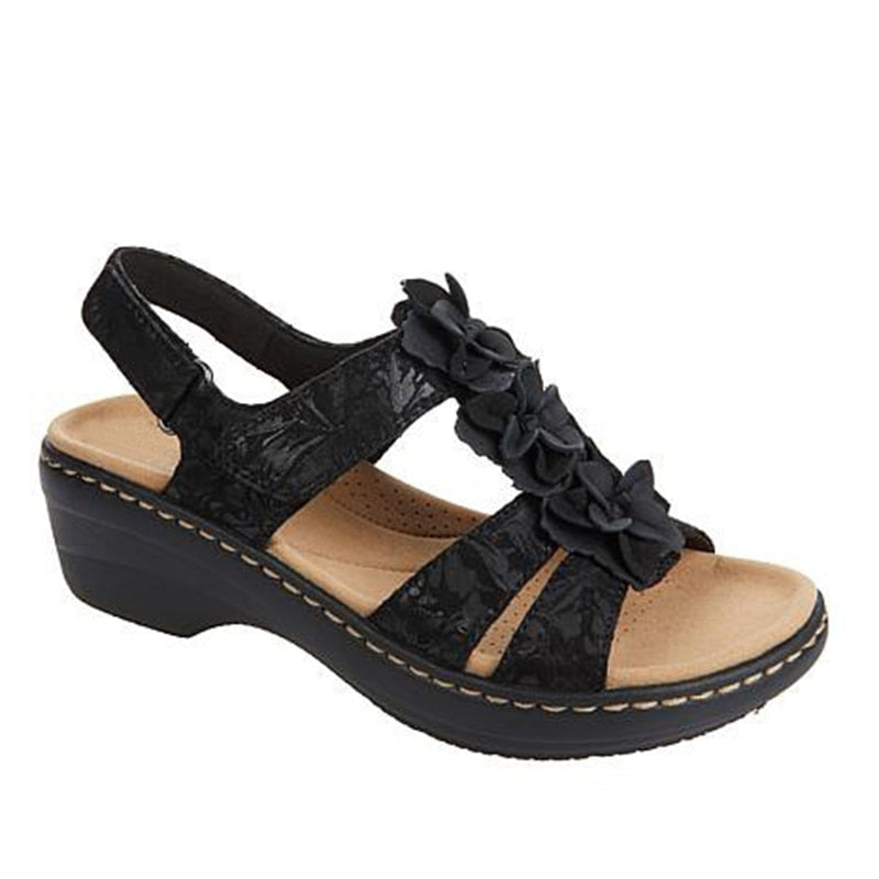 Comfortable women's sandals, gladiator style, orthopedic support, intricate floral pattern, ideal for summer