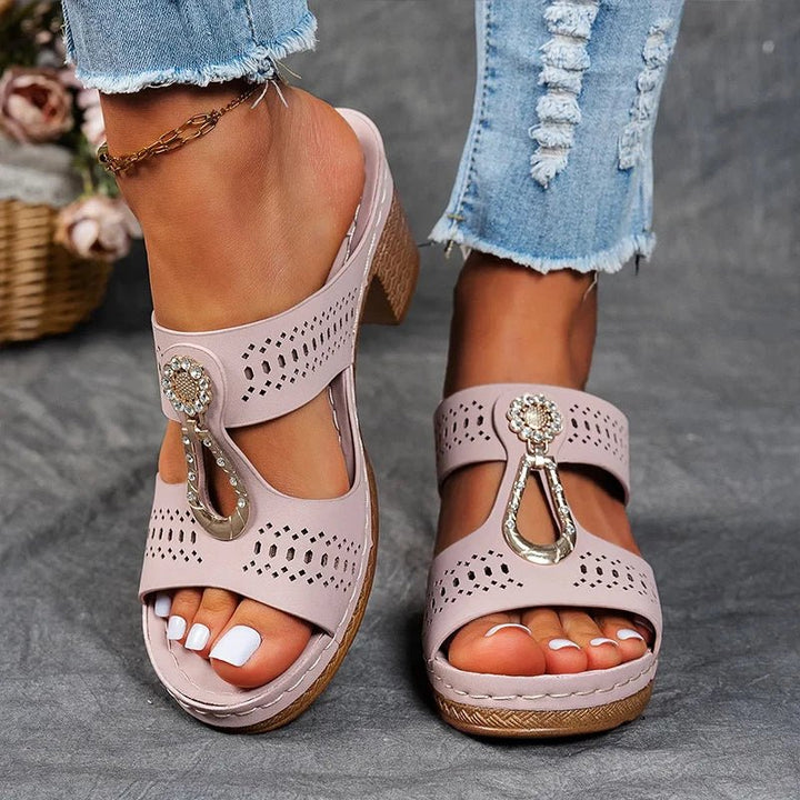 Comfortable women's heeled orthopedic sandals with strong arch support for daily wear & summer style.