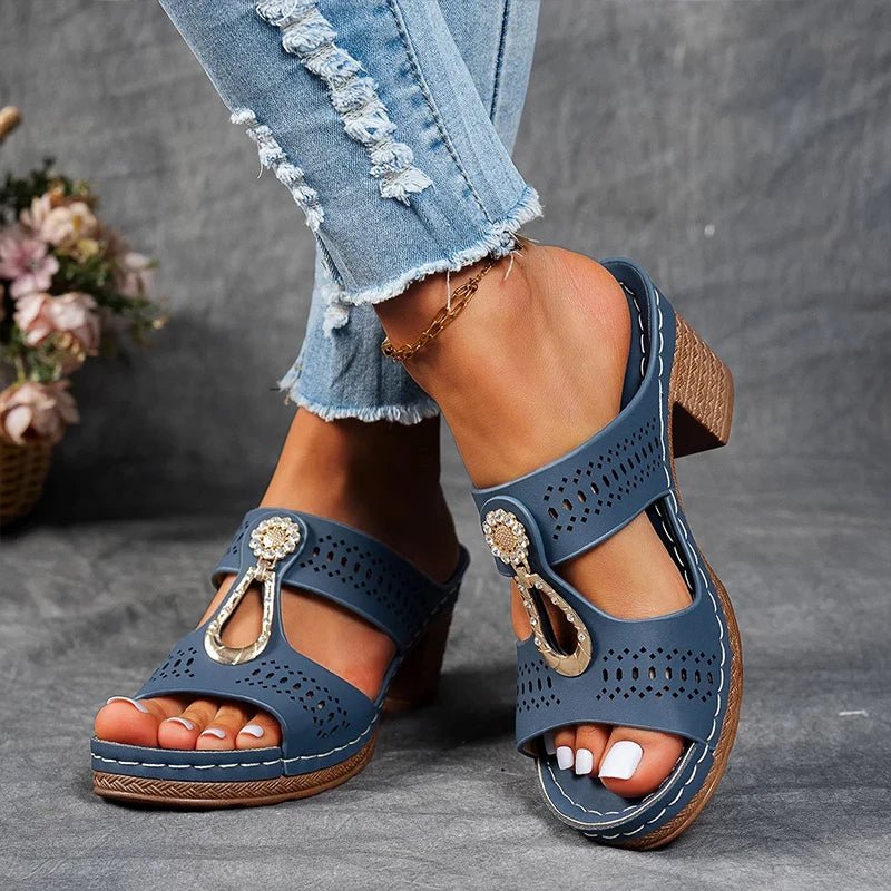 Stylish heeled orthopedic sandals for women, ensuring elegant comfort and excellent arch support all summer.