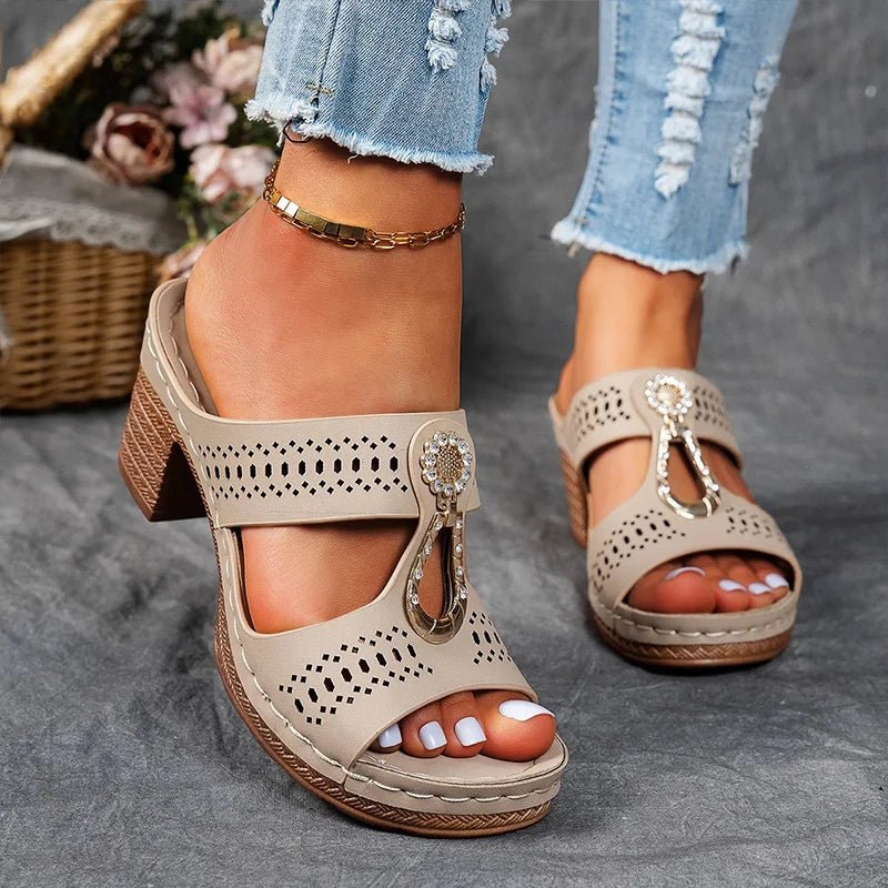 Modern women's orthopedic heeled sandals, combining chic style with breathable all-day comfort & support.