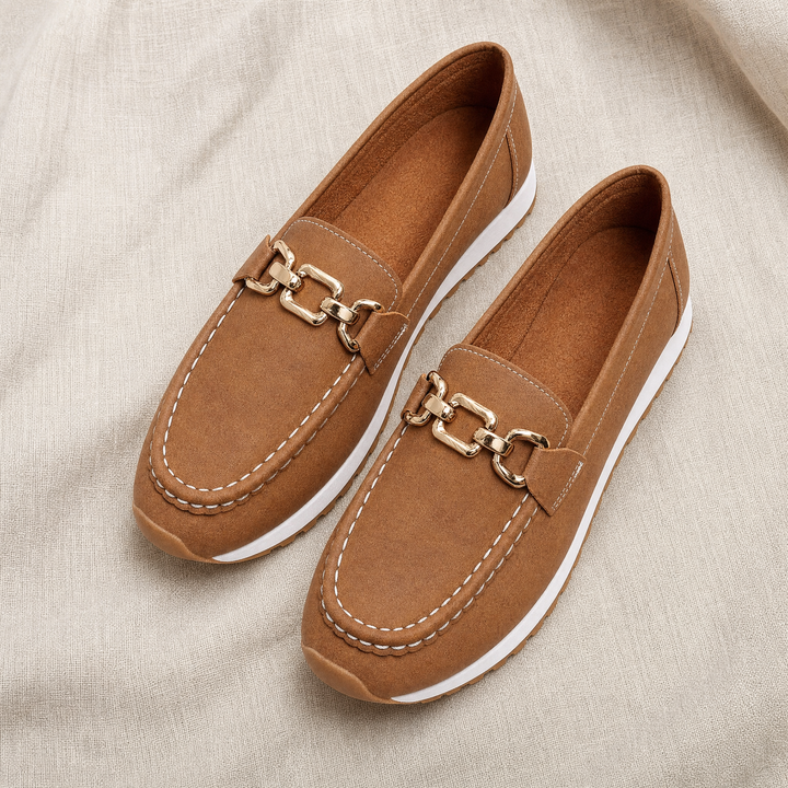 Comfort shoes for women: orthopedic loafers with arch support, ideal for daily wear.