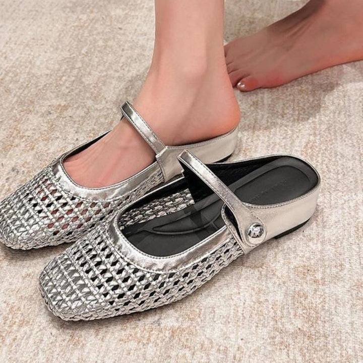 Women's orthopedic mule flats feature a secure, comfortable fit for all-day support & style.