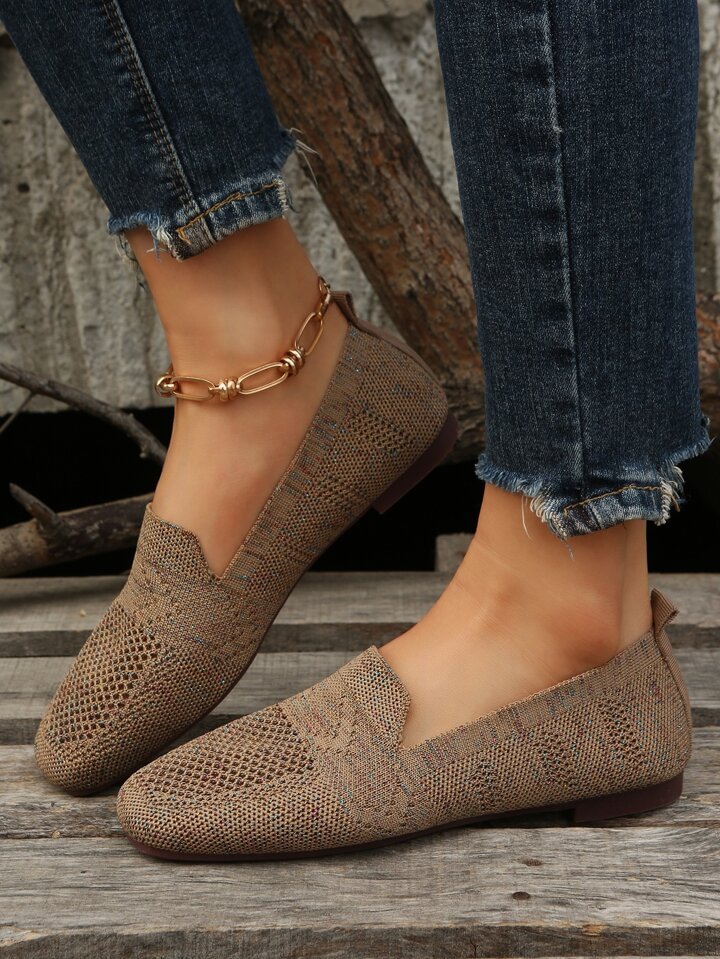 Supportive women's non-slip comfort flats, orthopedic design for posture and foot health.