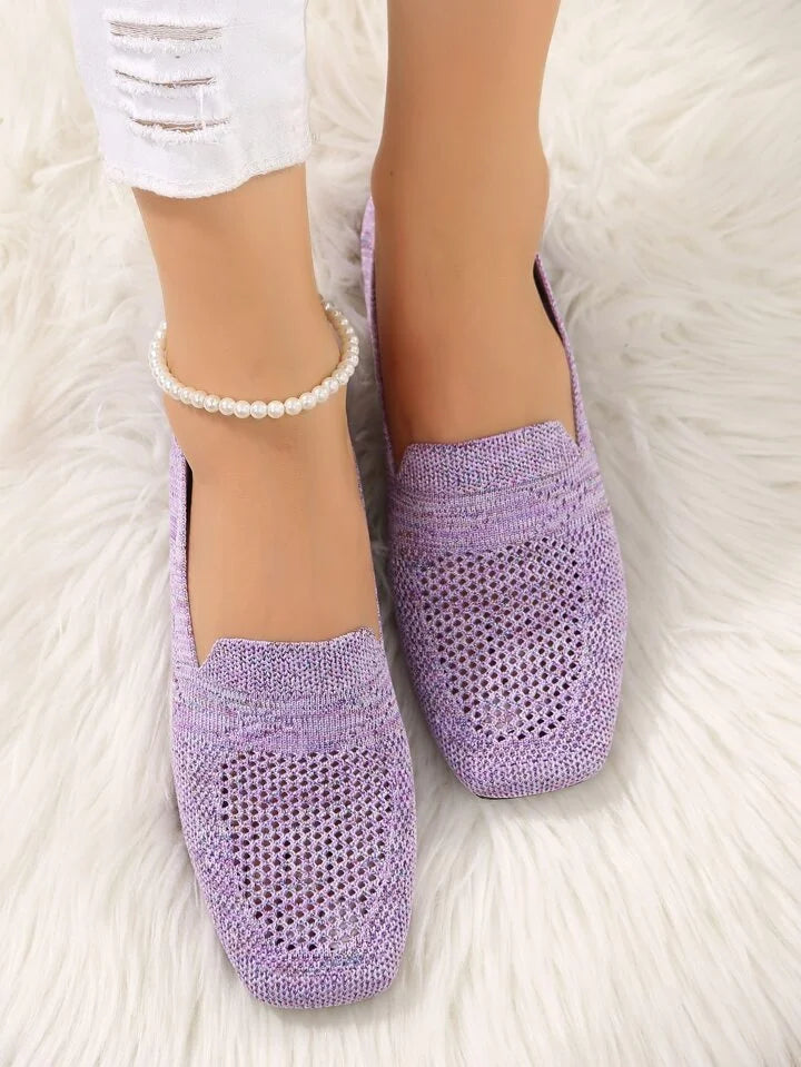 Isabella women's non-slip orthopedic flats, designed for comfort, foot health, and stability.