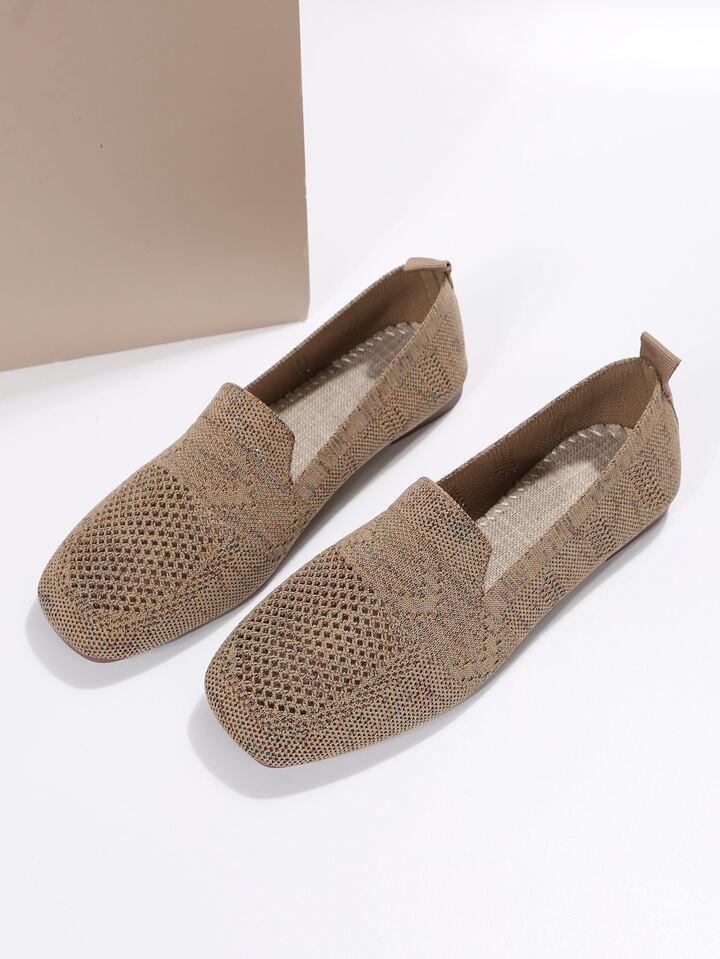 Everyday wear women's flats, orthopedic comfort, non-slip sole, ideal for long walks.